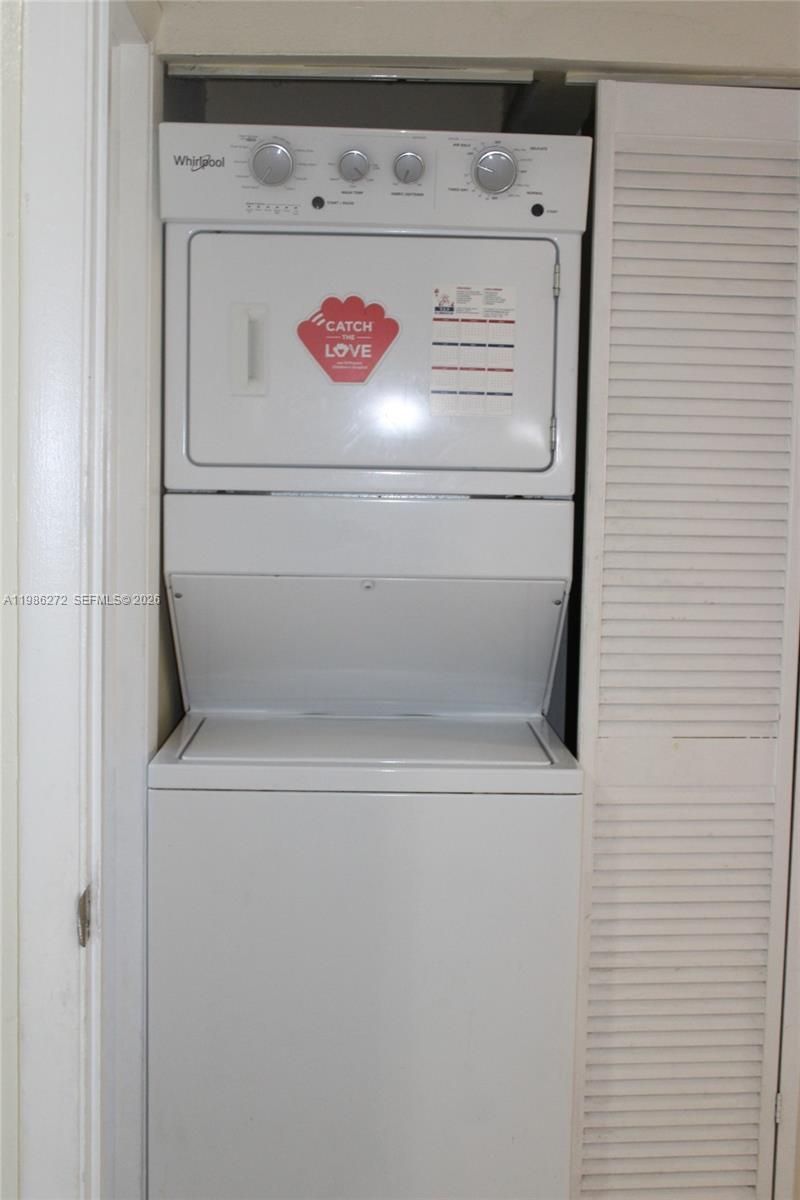 2295 W 53rd Pl, Unit 201, Hialeah, FL 33016 Photo
