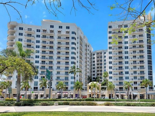 1830 Radius Dr, Unit 522, Hollywood, FL 33020