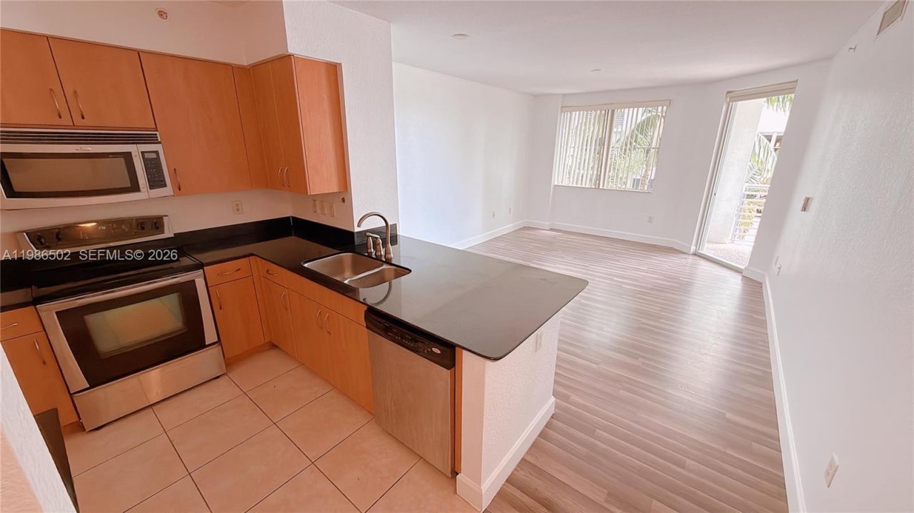 1830 Radius Dr, Unit 522, Hollywood, FL 33020 Photo