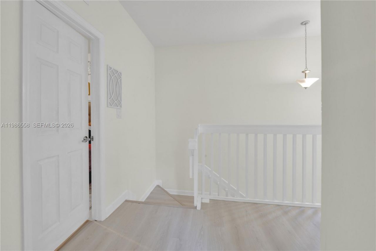 101 NE 37th Pl , Homestead, FL 33033 Photo