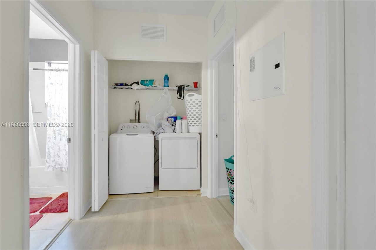 101 NE 37th Pl , Homestead, FL 33033 Photo