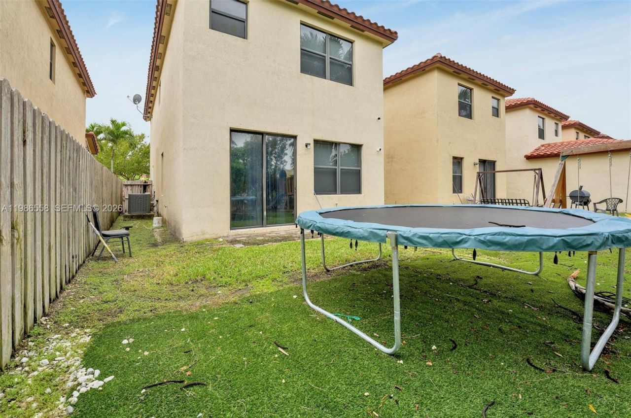 101 NE 37th Pl , Homestead, FL 33033 Photo