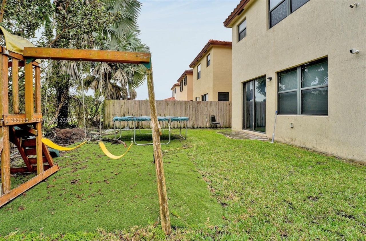 101 NE 37th Pl , Homestead, FL 33033 Photo