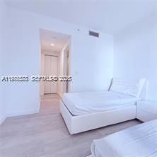 55 SW 9th St, Unit 3903, Miami, FL 33130 Photo
