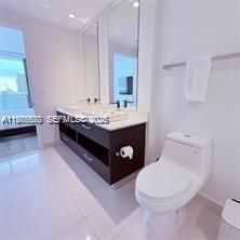 55 SW 9th St, Unit 3903, Miami, FL 33130 Photo