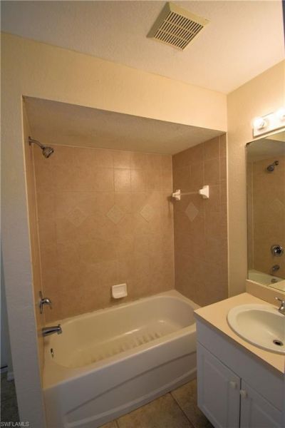 1724 SW 15th Ter, Cape Coral, FL 33991 Photo