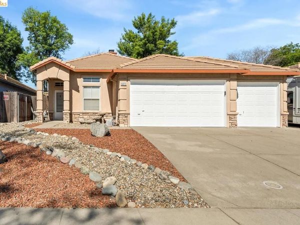 6013 Bach CT, Citrus Heights, CA 95621