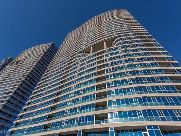 4525 Dean Martin Drive, Unit 2101, Las Vegas, NV 89103