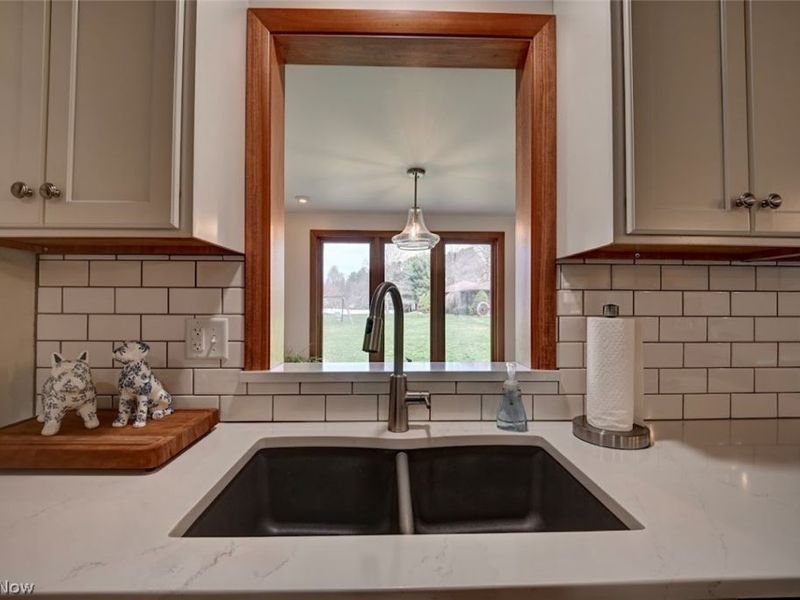 401 E 18th Street, Dover, OH 44622 Photo 11