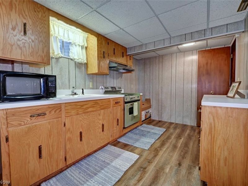 401 E 18th Street, Dover, OH 44622 Photo 29