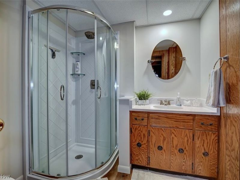 401 E 18th Street, Dover, OH 44622 Photo 33