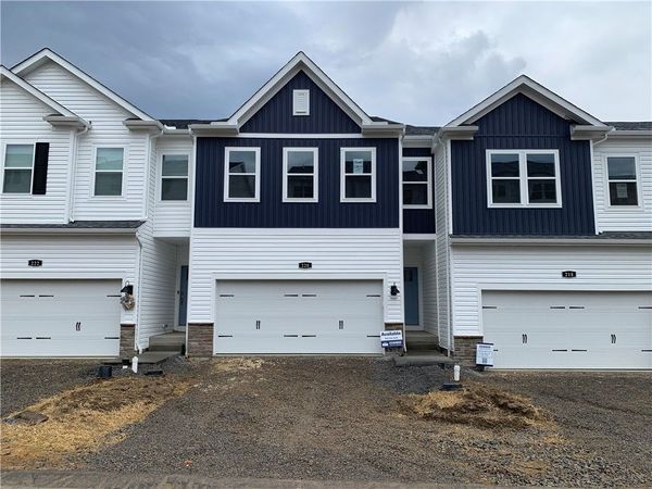 220 Paddock Lane, Harmony, PA 16037