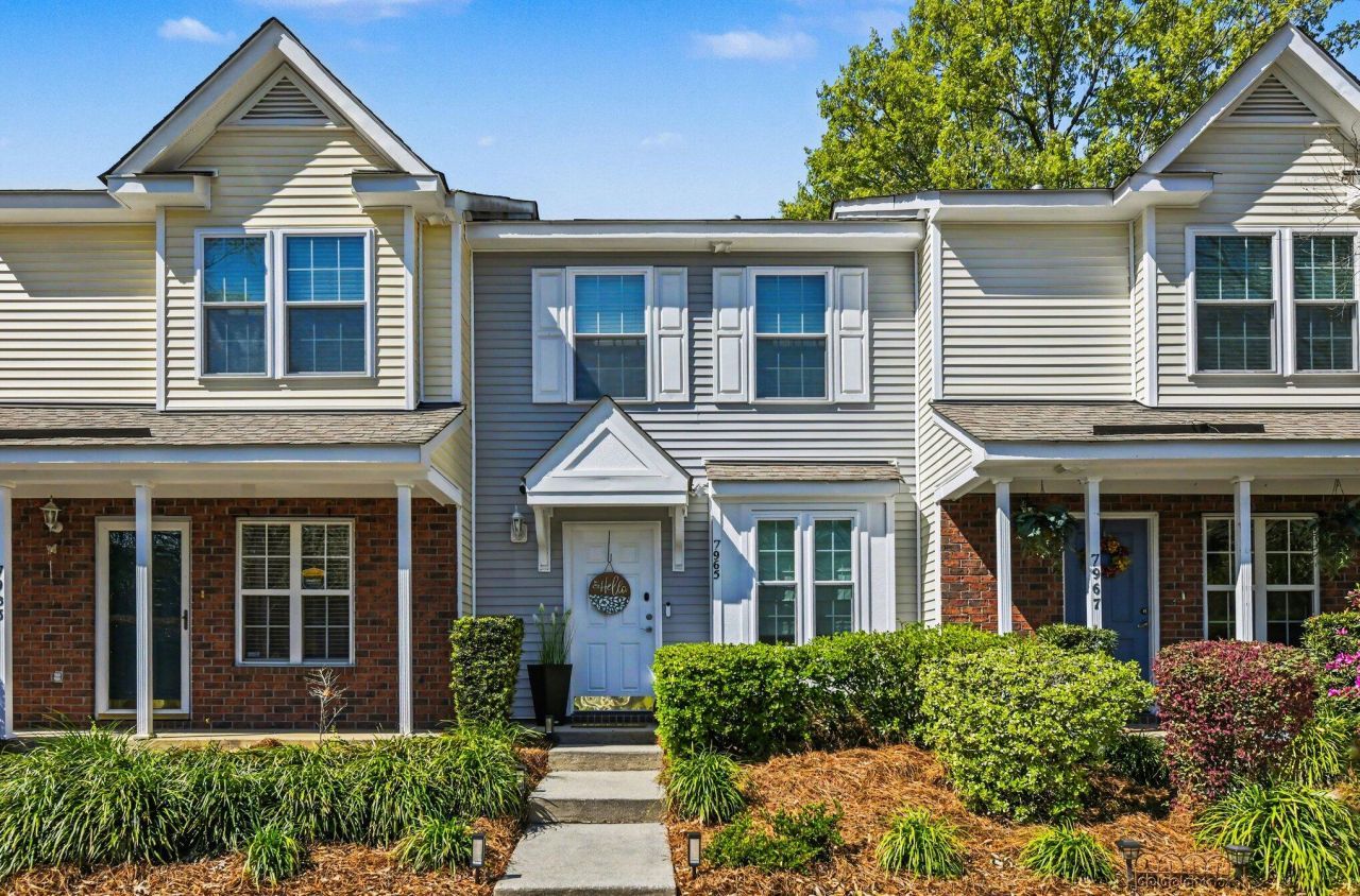 7965 Shadow Oak Drive Photo 1