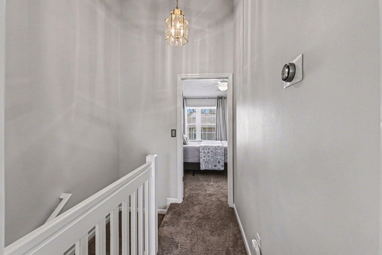 7965 Shadow Oak Drive Photo 14