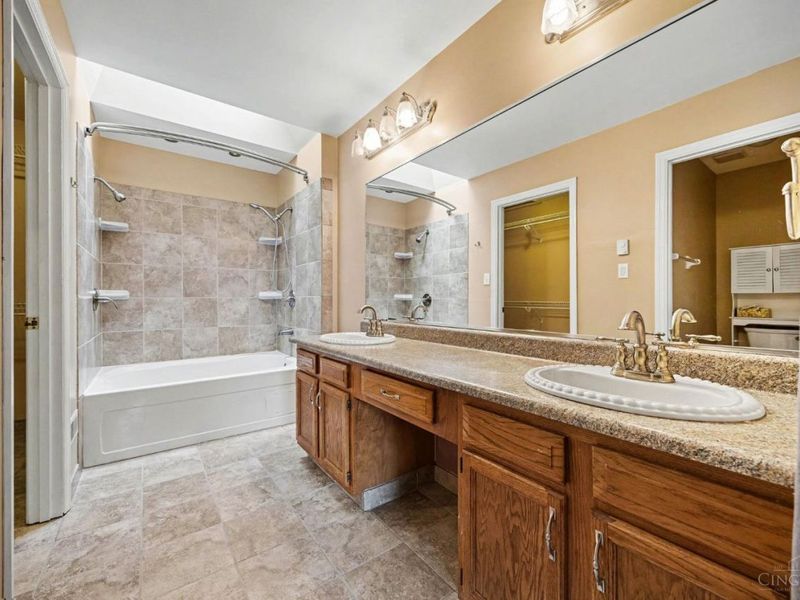 7491 Keehner Court, West Chester, OH 45069 Photo 25