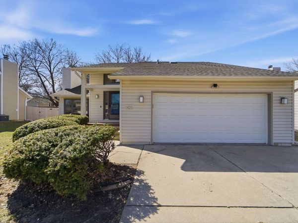 1420 NW 91st Street, Clive, IA 50325