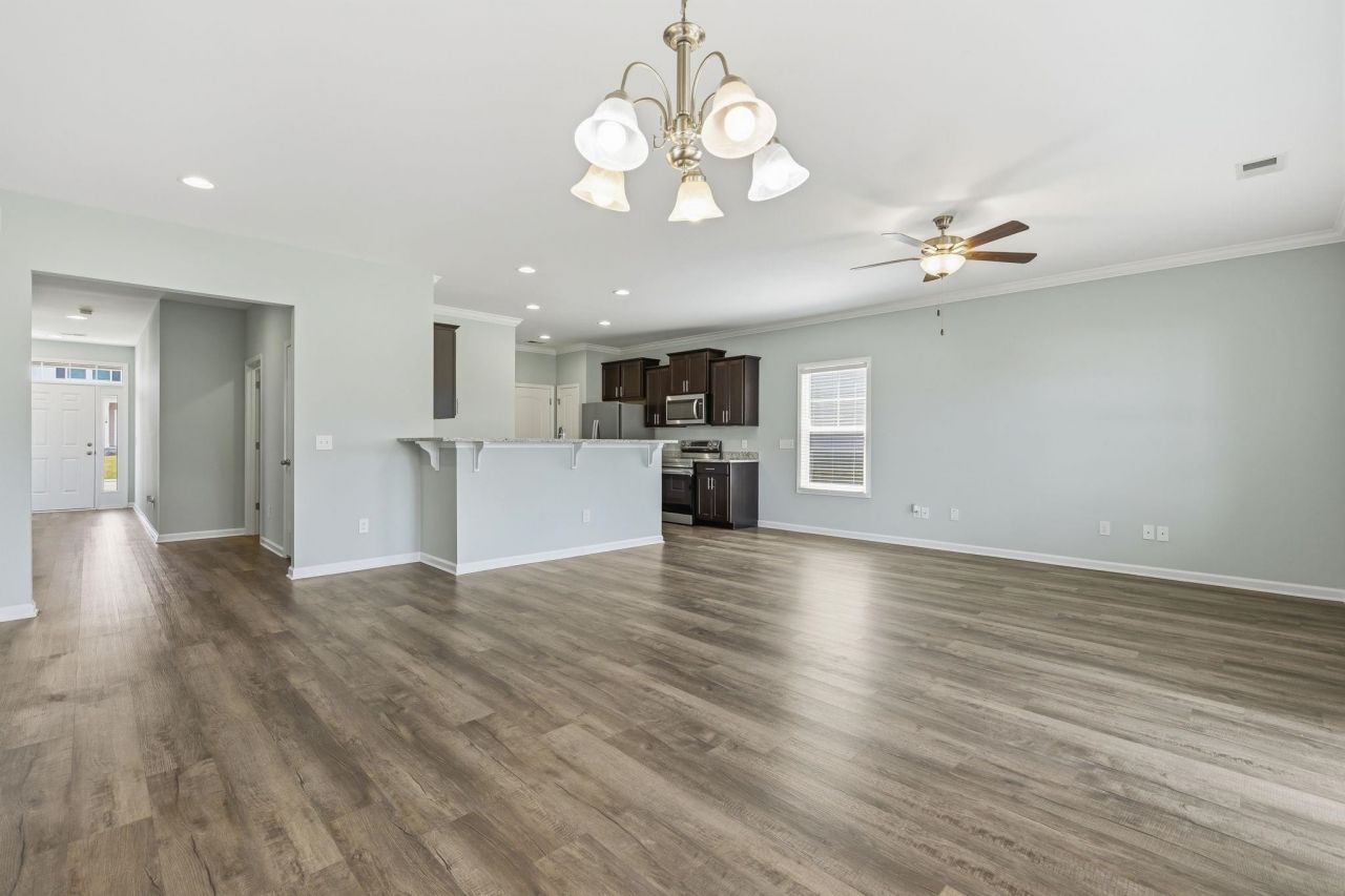 464 Honeyhill Loop  Photo 14