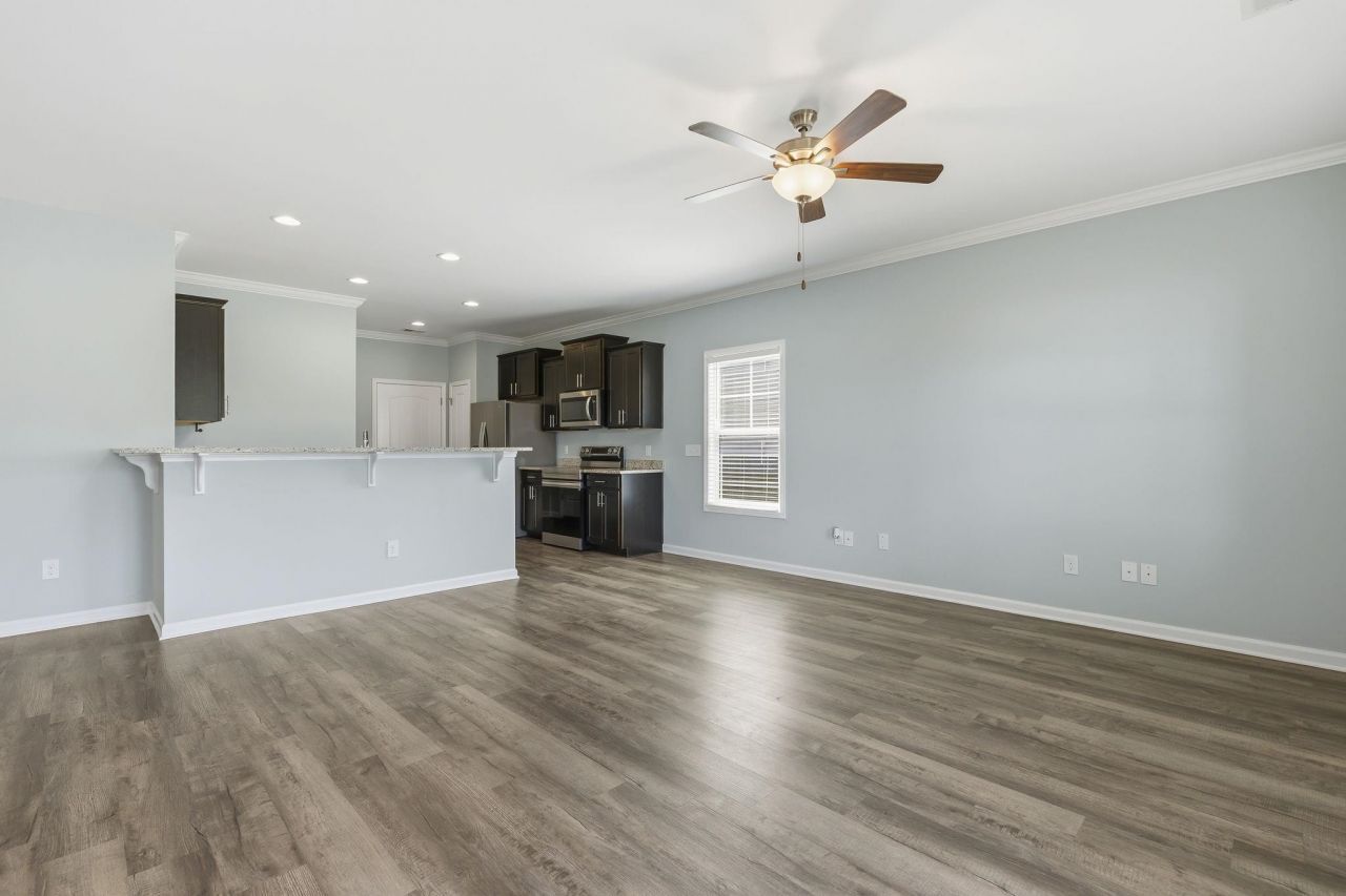 464 Honeyhill Loop  Photo 16