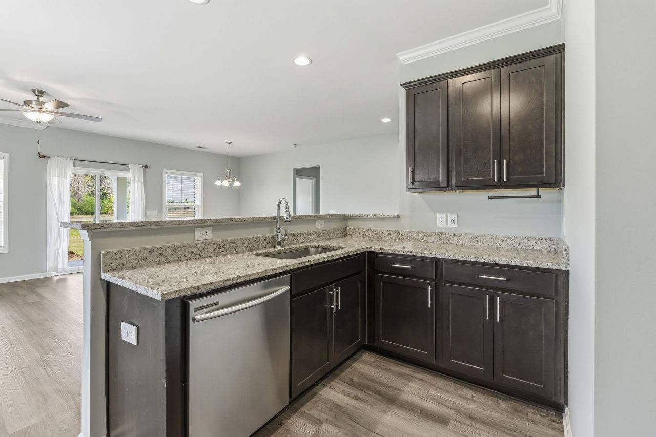 464 Honeyhill Loop  Photo 20