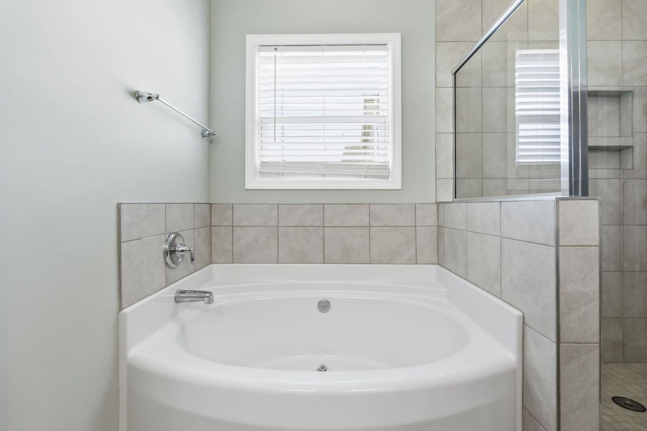 464 Honeyhill Loop  Photo 31