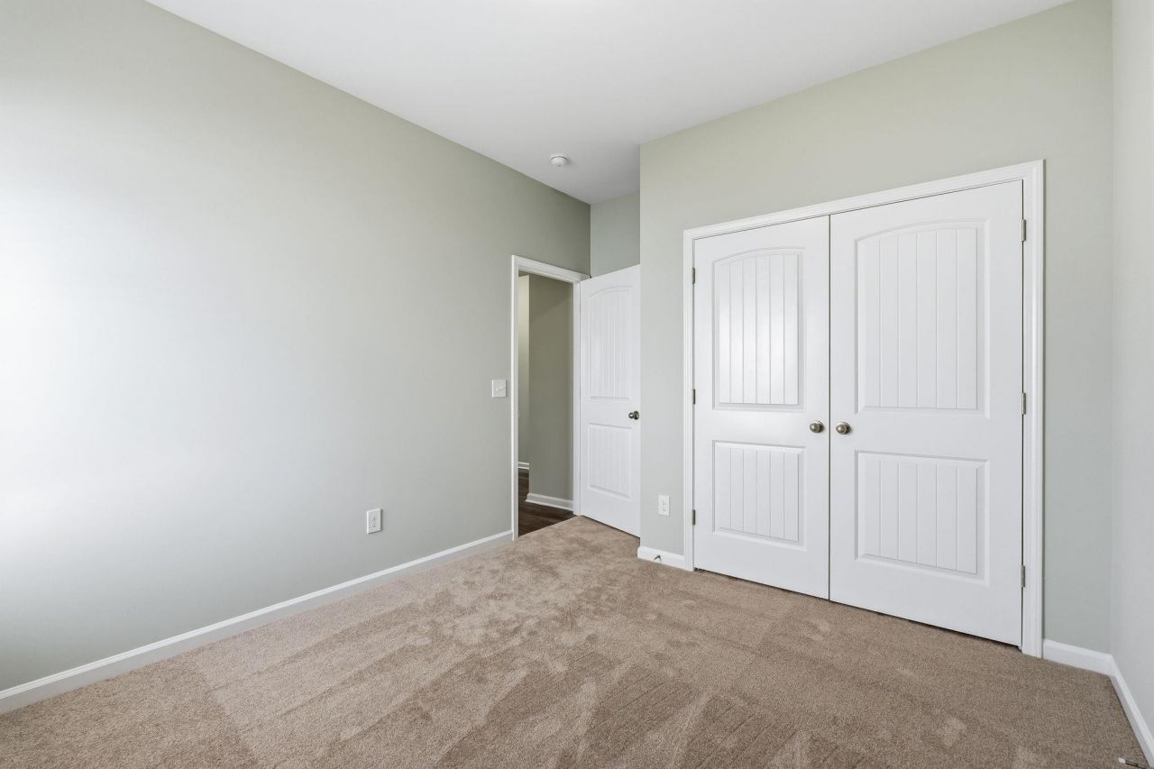 464 Honeyhill Loop  Photo 9