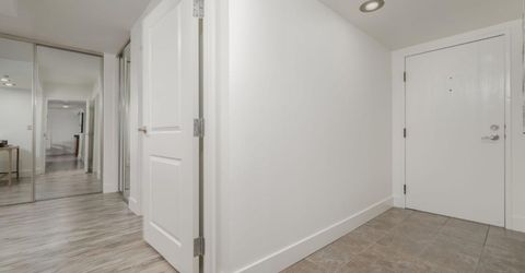 500 N St #402, Unit 402, Sacramento, CA 95814 Photo