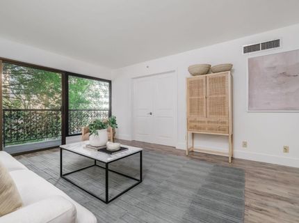 500 N St #402, Unit 402, Sacramento, CA 95814 Photo