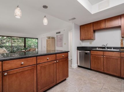 500 N St #402, Unit 402, Sacramento, CA 95814 Photo