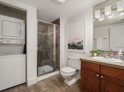 500 N St #402, Unit 402, Sacramento, CA 95814 Photo