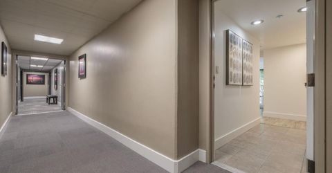 500 N St #402, Unit 402, Sacramento, CA 95814 Photo