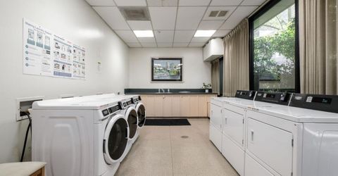 500 N St #402, Unit 402, Sacramento, CA 95814 Photo