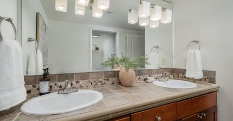 500 N St #402, Unit 402, Sacramento, CA 95814 Photo