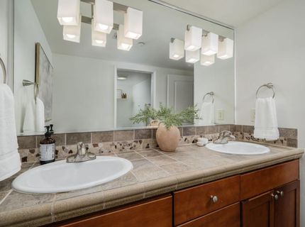 500 N St #402, Unit 402, Sacramento, CA 95814 Photo