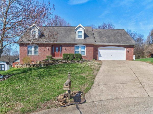 10124 Brookline Drive, Evansville, IN 47711