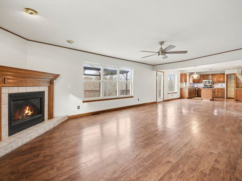 1812 Mountainview Court, Florence, KY 41042 Photo 11