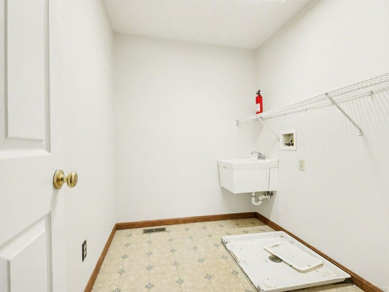 1812 Mountainview Court, Florence, KY 41042 Photo 31