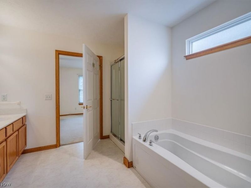 501 Falling Leaf Drive , Seven Hills, OH 44131 Photo 15