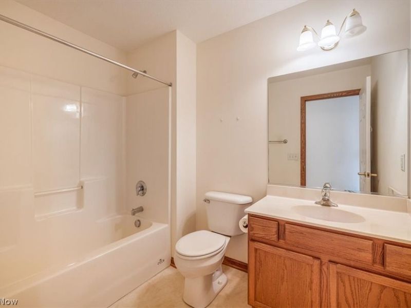 501 Falling Leaf Drive , Seven Hills, OH 44131 Photo 21