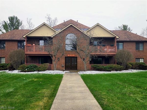 8615 Scenicview Drive , Broadview Heights, OH 44147