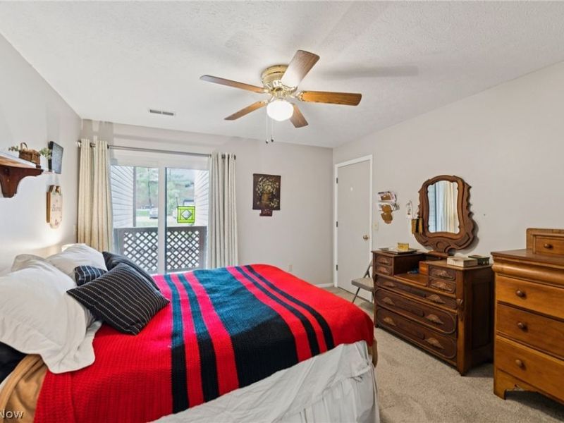 8615 Scenicview Drive , Broadview Heights, OH 44147 Photo 21