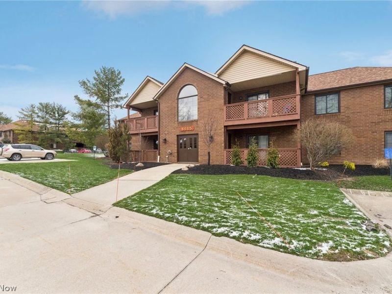 8615 Scenicview Drive , Broadview Heights, OH 44147 Photo 6