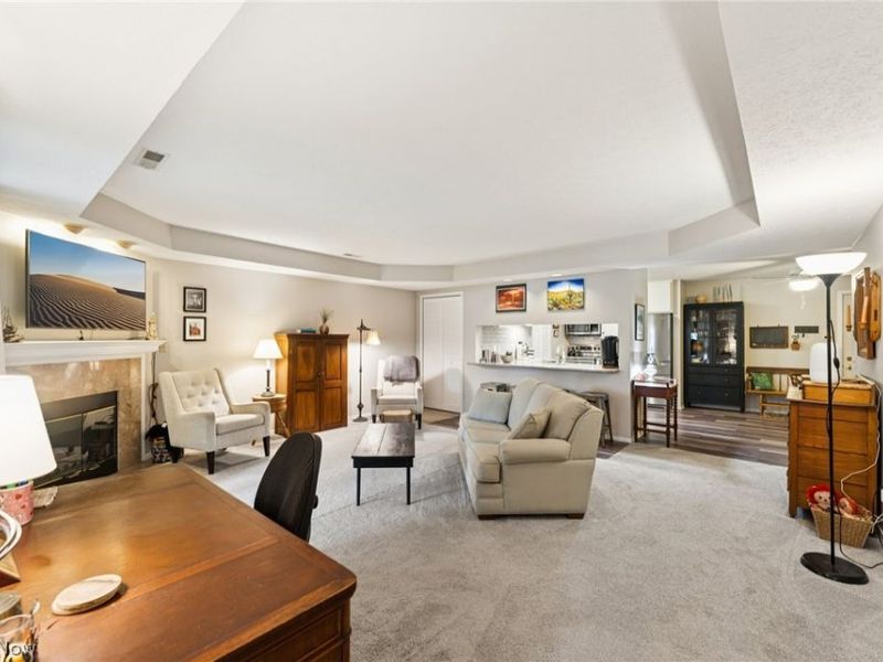 8615 Scenicview Drive , Broadview Heights, OH 44147 Photo 7