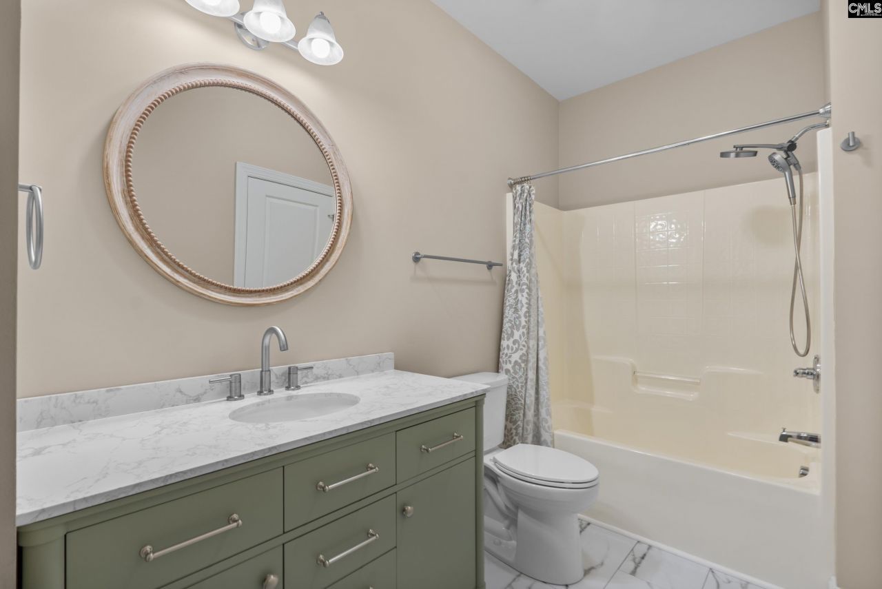 120 Breezes Drive Photo 23