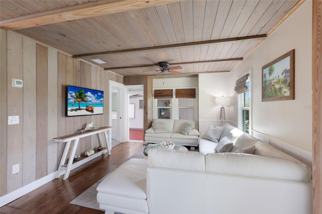 7030 Poinsettia Avenue, Longboat Key, FL 34228 Photo