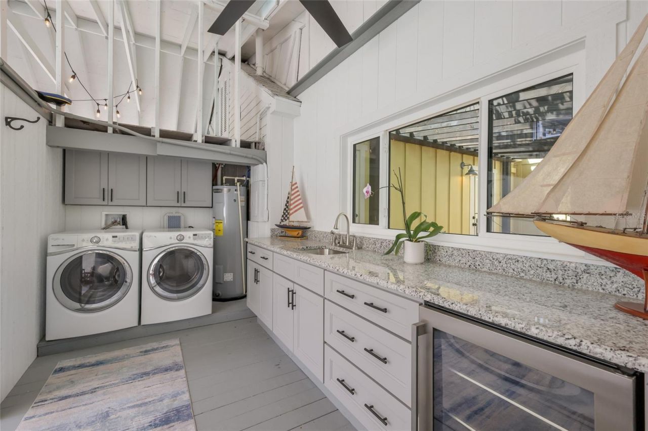 7030 Poinsettia Avenue, Longboat Key, FL 34228 Photo