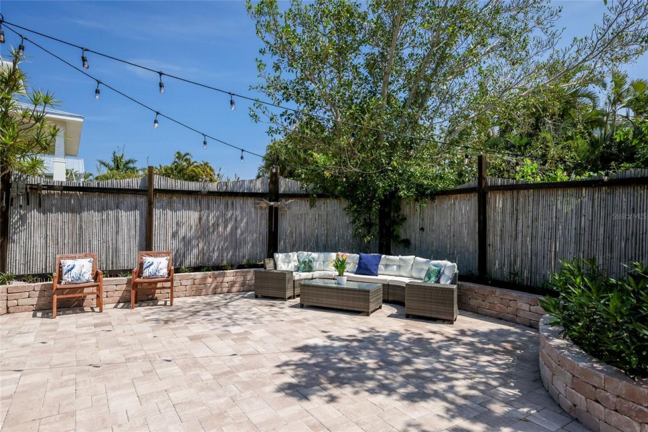 7030 Poinsettia Avenue, Longboat Key, FL 34228 Photo