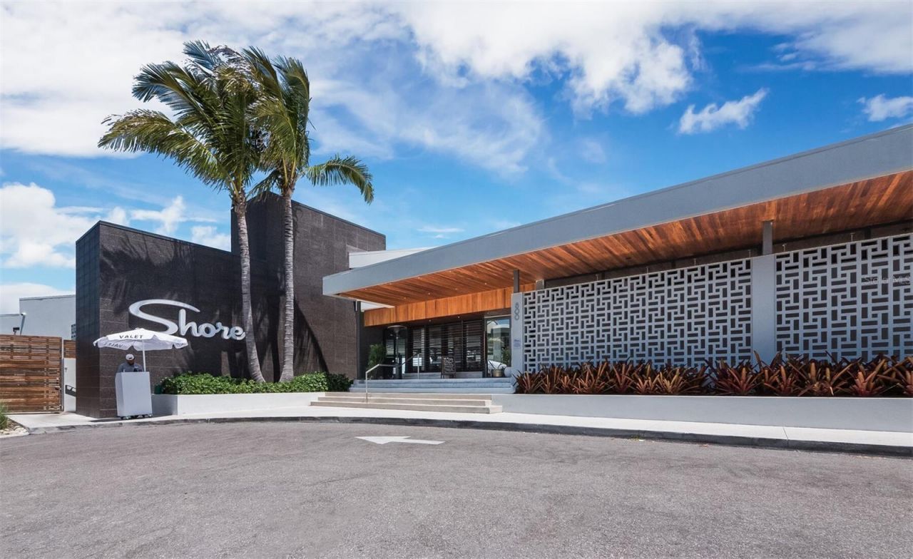 7030 Poinsettia Avenue, Longboat Key, FL 34228 Photo