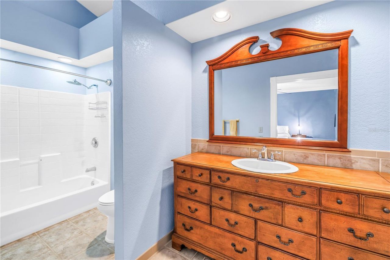 126 30th Avenue N, Saint Petersburg, FL 33704 Photo