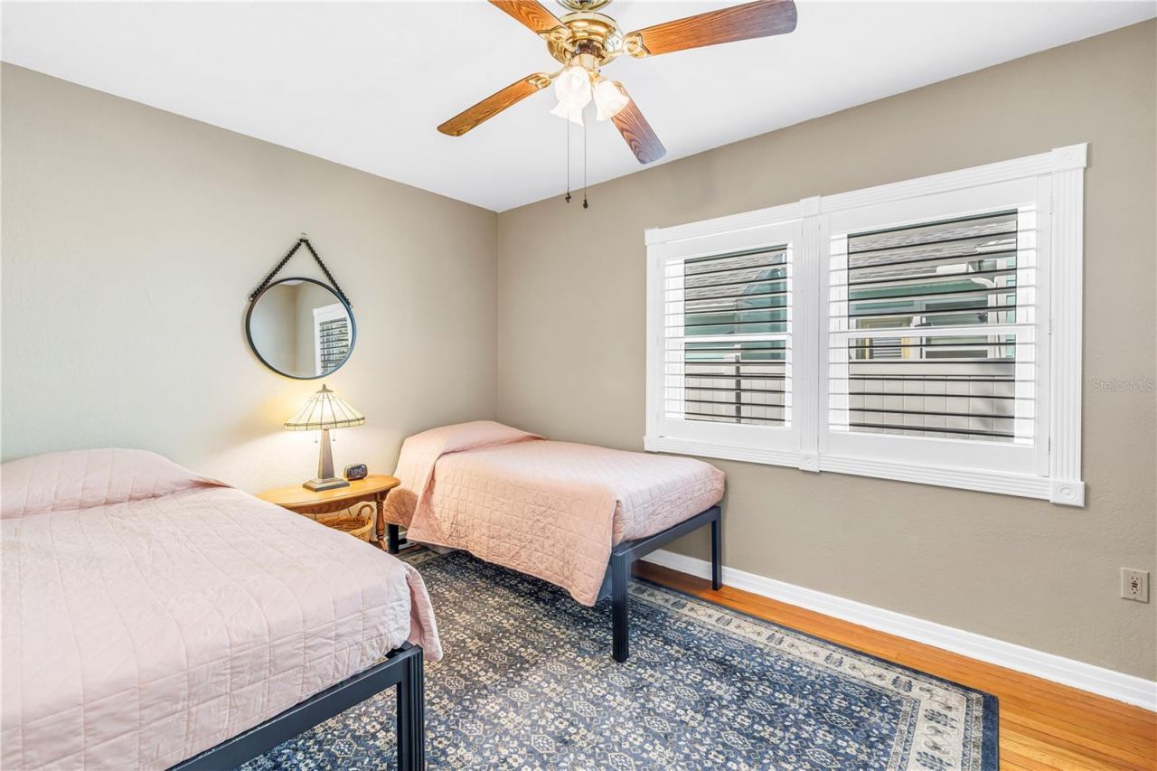 126 30th Avenue N, Saint Petersburg, FL 33704 Photo