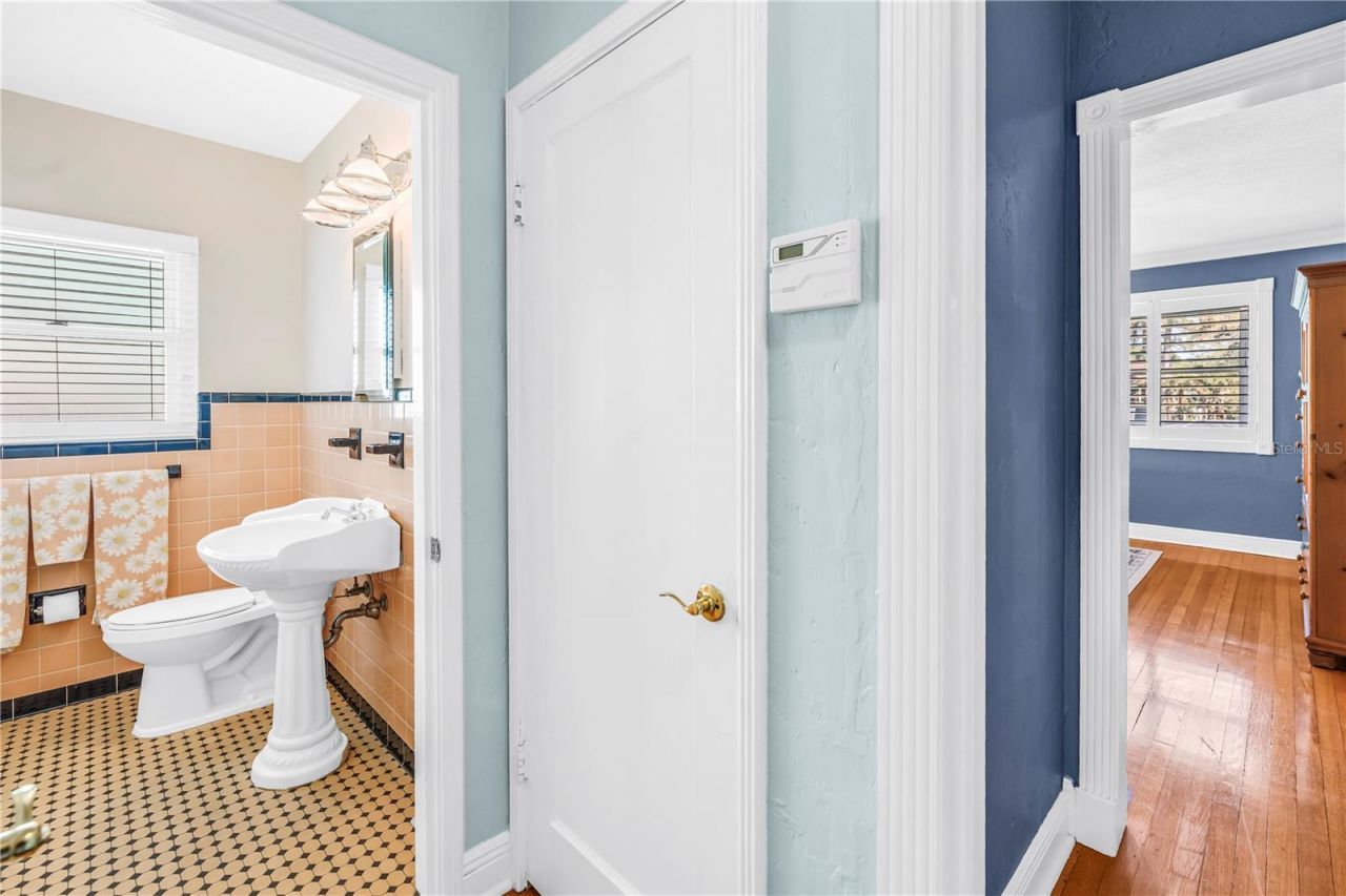 126 30th Avenue N, Saint Petersburg, FL 33704 Photo